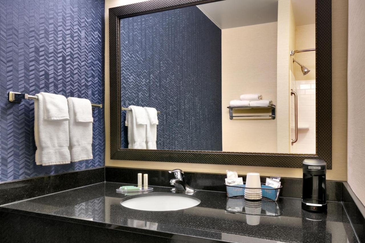 Fairfield Inn & Suites By Marriott Tallahassee Central Bagian luar foto