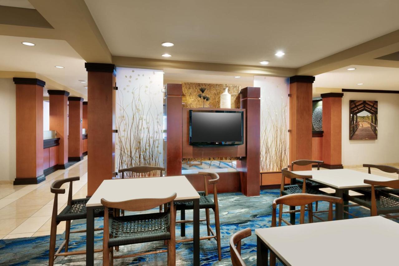 Fairfield Inn & Suites By Marriott Tallahassee Central Bagian luar foto